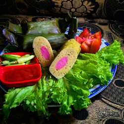 lontong mie sosis